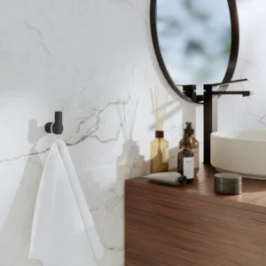 Cuier baie, pentru prosop, Sensea Neo, 1 agatatoare, din otel, fixare prin gaurire, negru