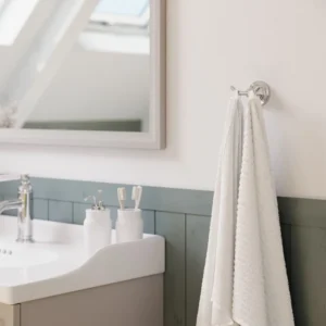 Cuier baie Sensea Charm, 2 agatatori, fixare prin lipire, argintiu